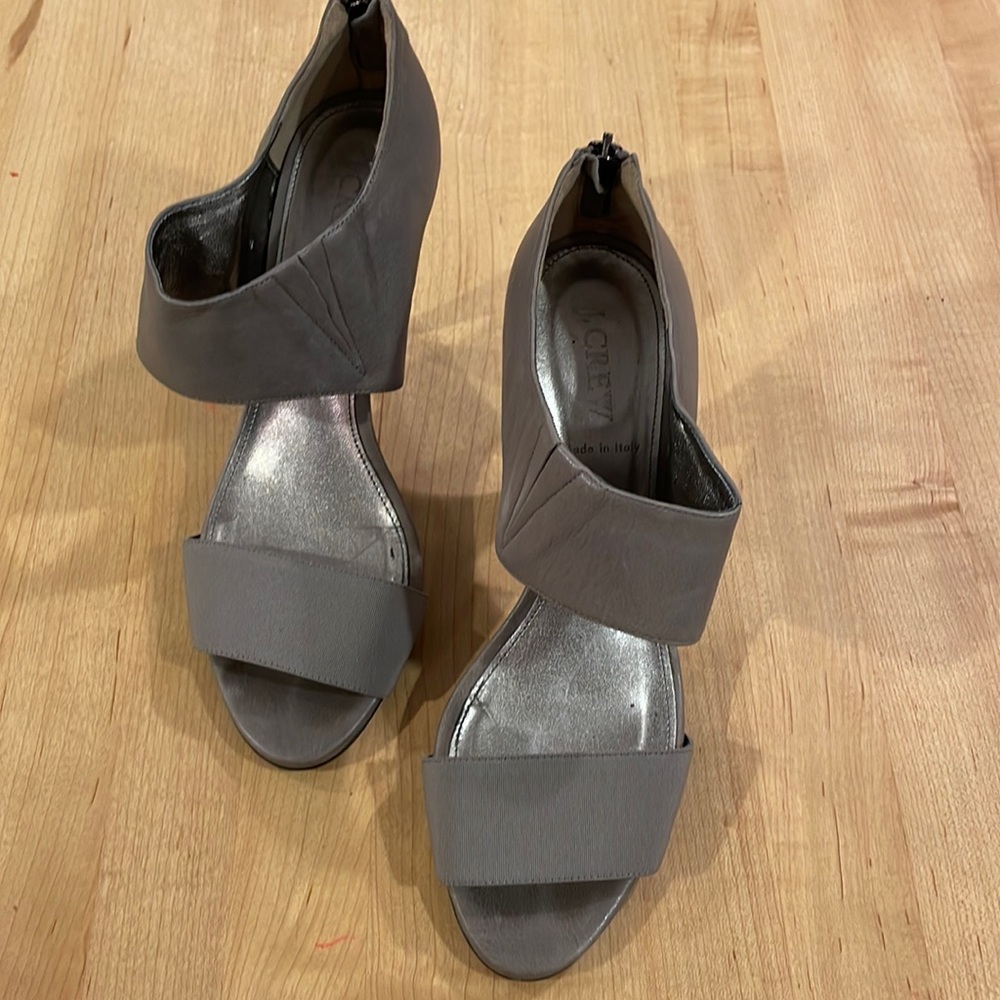 J Crew Taupe/Gray Leather Open Toe Heels, Size 8.5